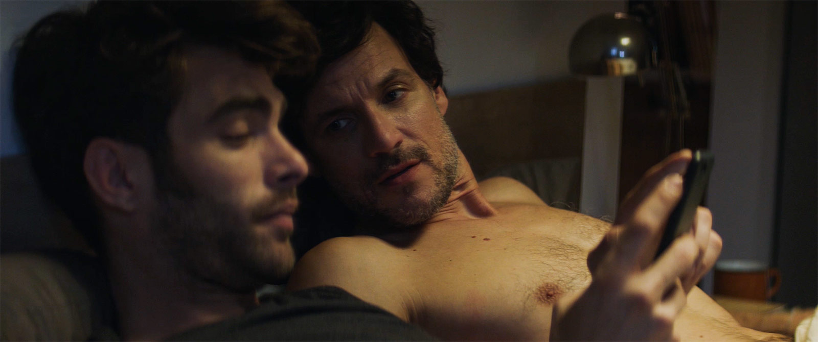 Destellos Directed by Xavi Miralles & Cinematography by Alejandro H. Madrid 
