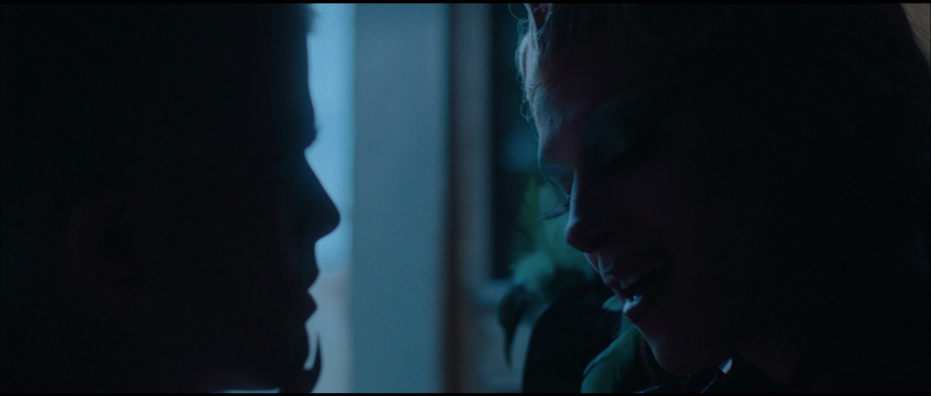 Wonderland Directed by Xavier Miralles & Cinematography by Alejandro H. Madrid 