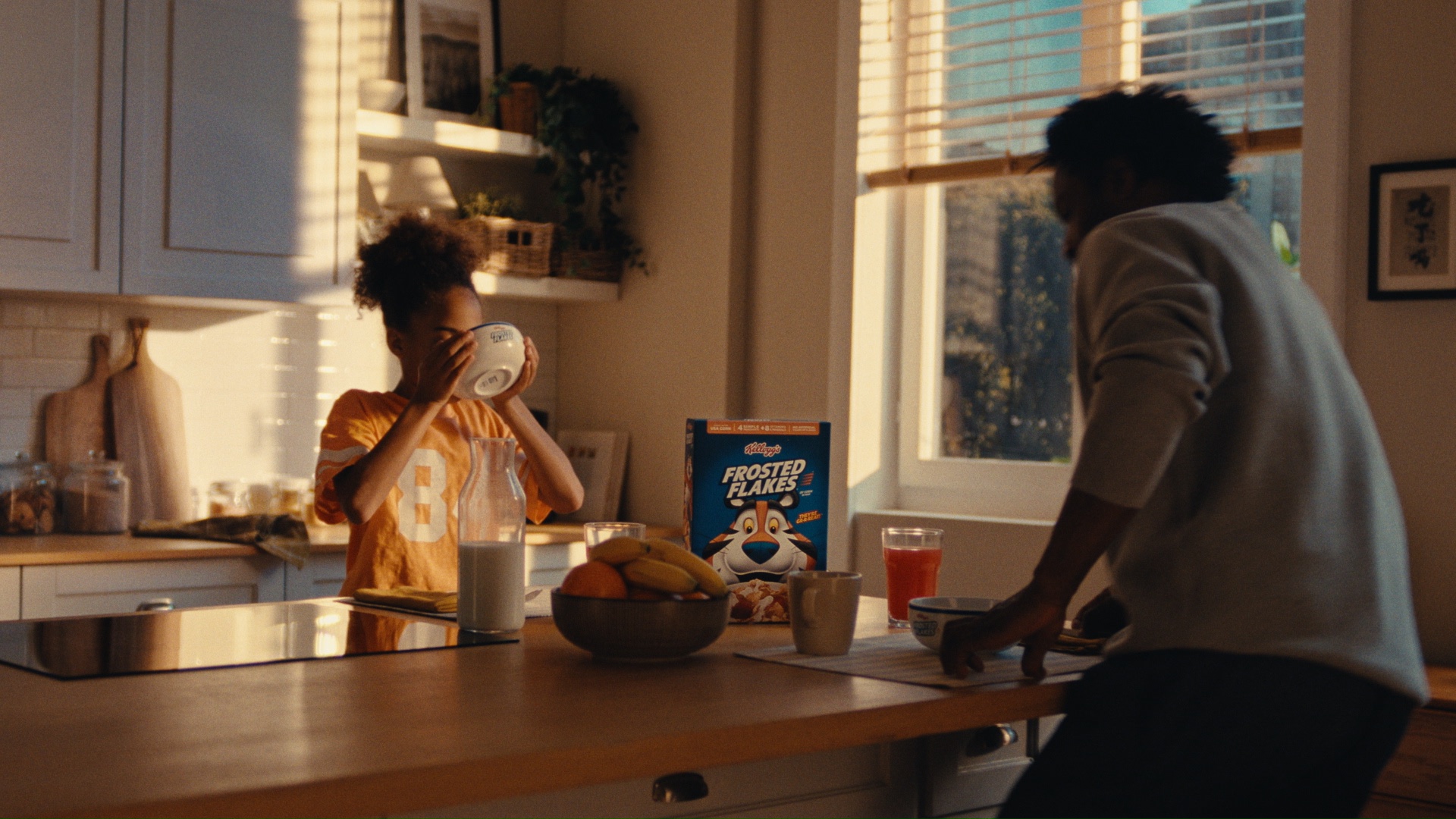 Frosted Flakes Kellogg's, directed by Nuno Correia — cinematography by Alejandro H. Madrid